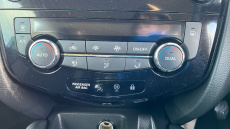 Nissan Qashqai 1.3 DiG-T 160 Acenta Premium 5dr Petrol Hatchback